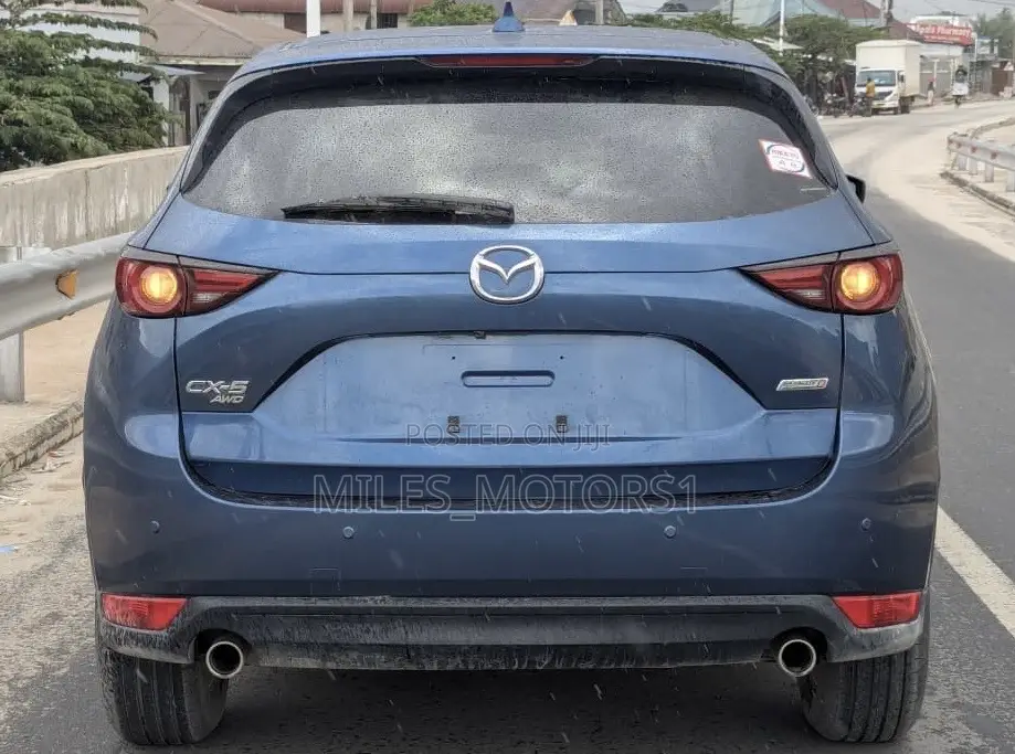 Mazda CX-5 2020 Blue