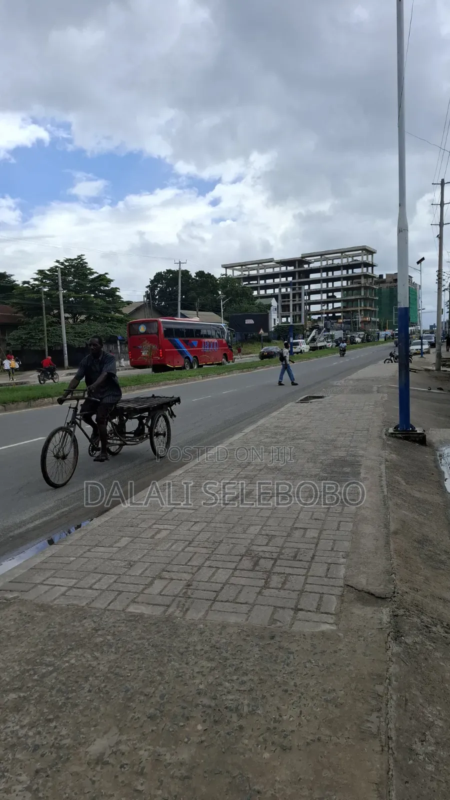 Frem Inatizama Lami at Sinza Kwa Manyola