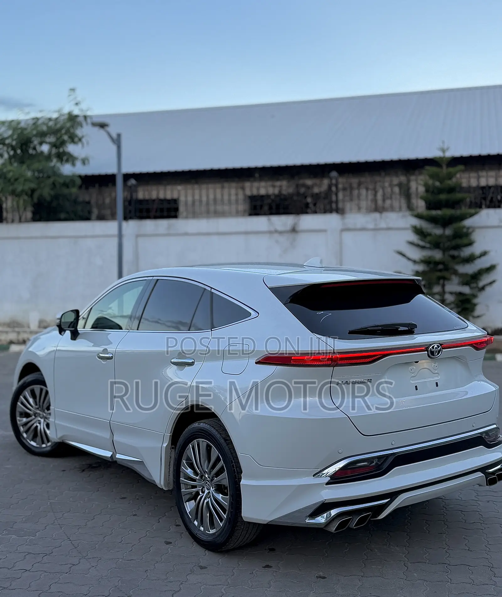 Toyota Harrier Z 2020 Pearl