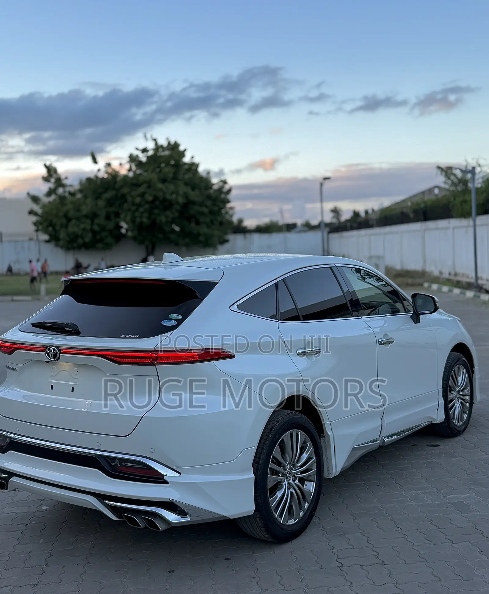 Toyota Harrier Z 2020 Pearl