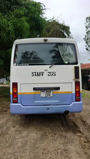 Nissan Civilian 2003 White