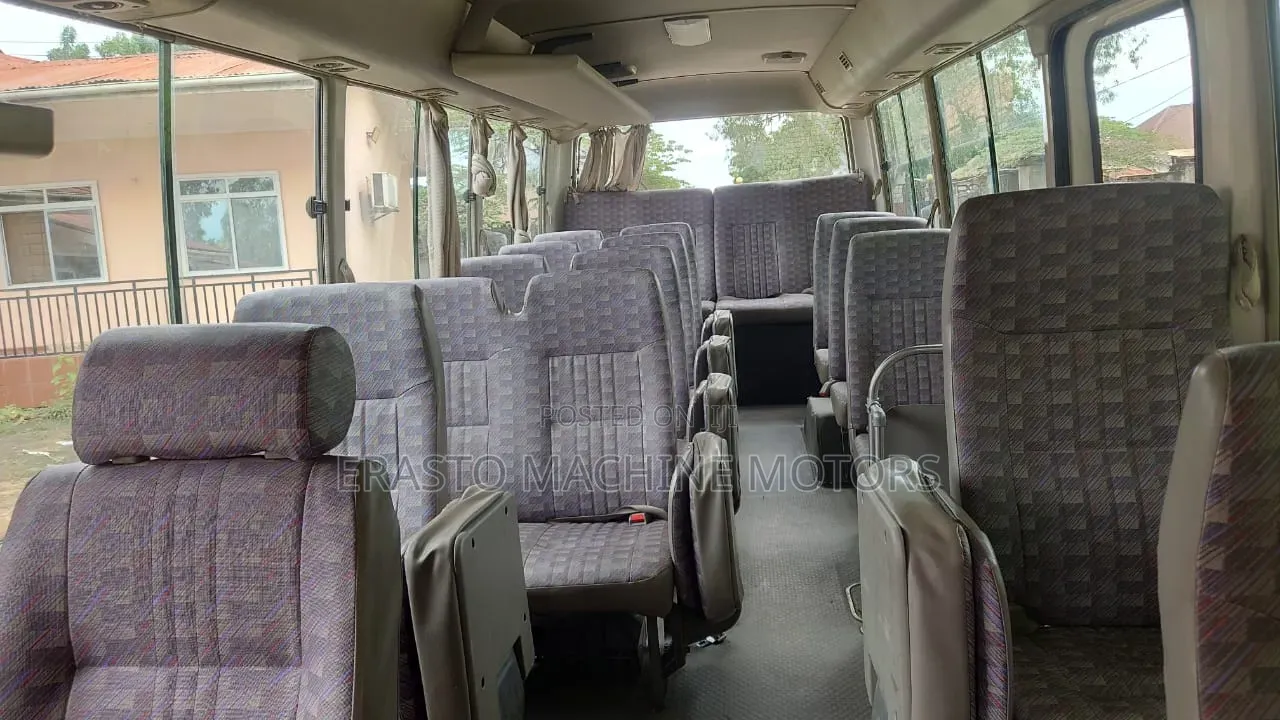 Nissan Civilian 2003 White