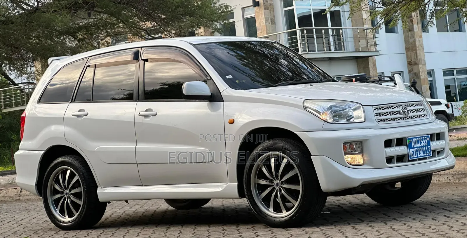 Toyota RAV4 2005 White