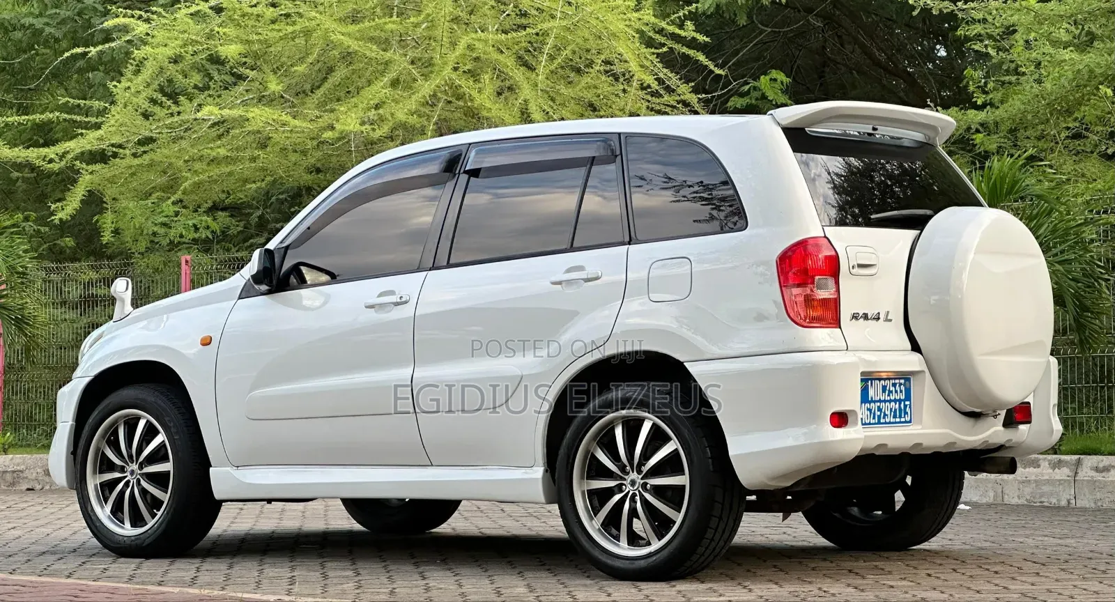 Toyota RAV4 2005 White