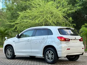 Mitsubishi RVR 2.0 2011 White