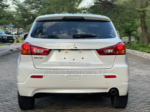 Mitsubishi RVR 2.0 2011 White