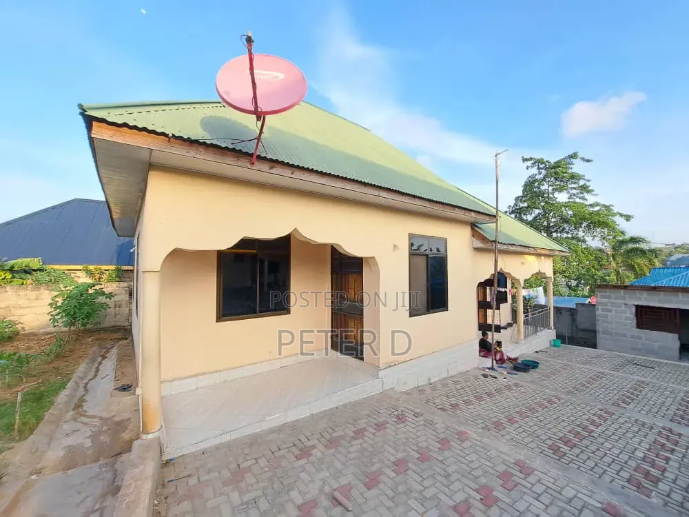 1bdrm Apartment in Kimara for rent