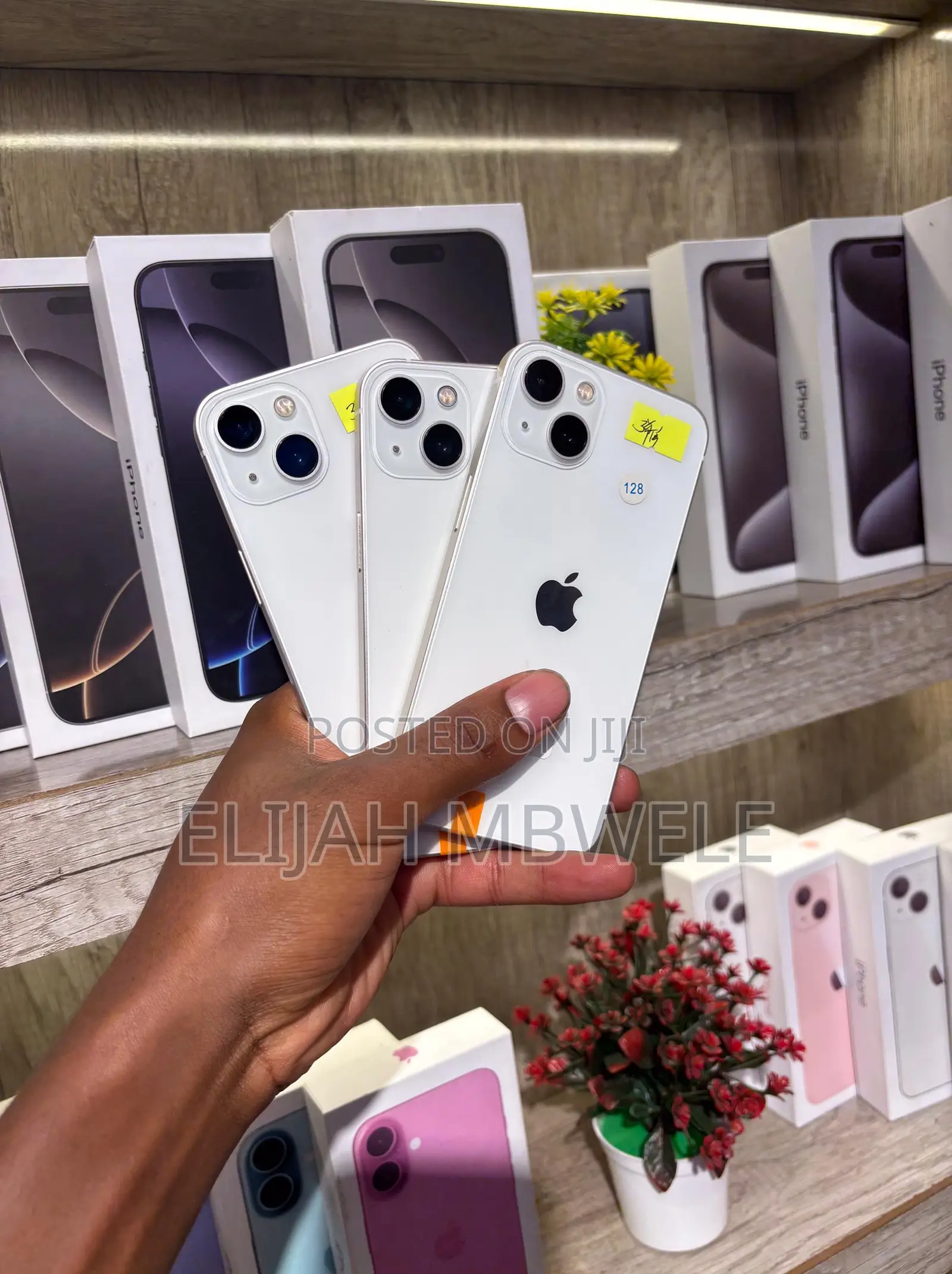 New Apple iPhone 13 128 GB White