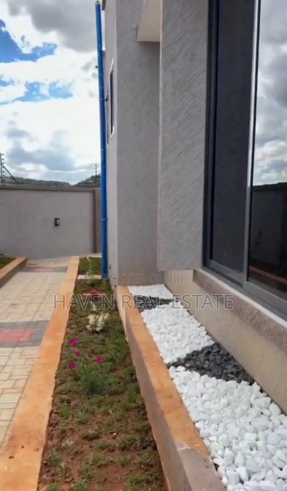 4bdrm House in Bahi for sale