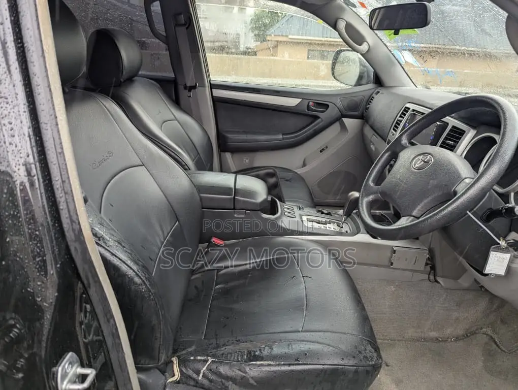 Toyota Hilux 2018 Black