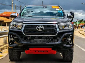 Toyota Hilux 2018 Black