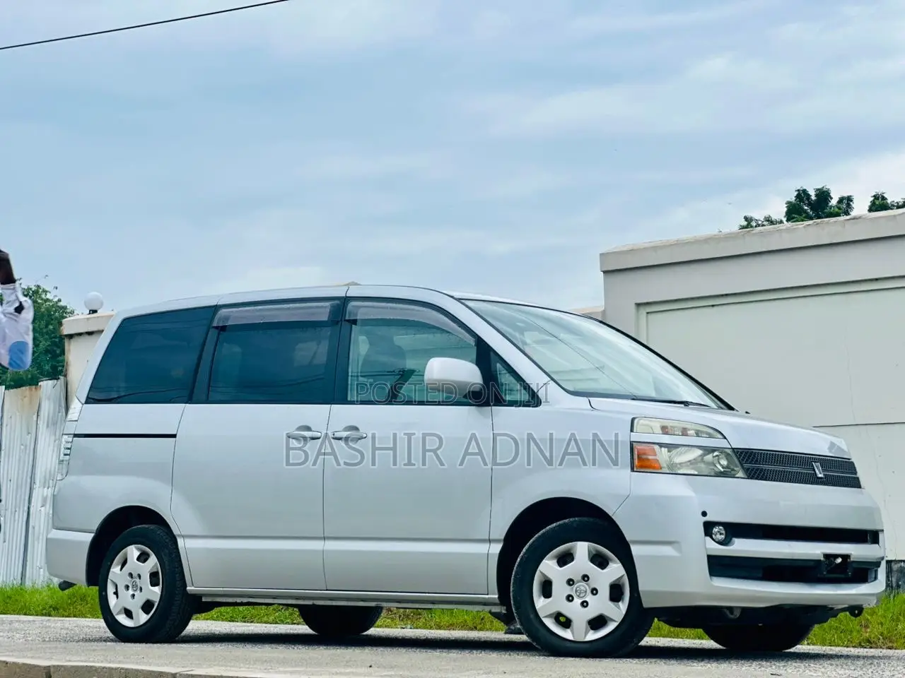 Toyota Voxy 2008 Silver