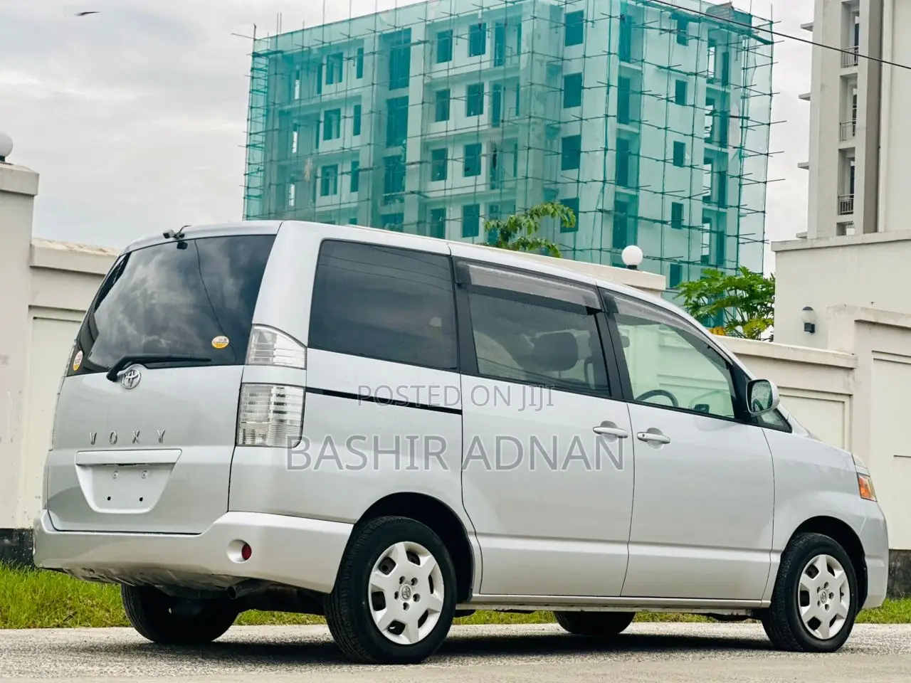 Toyota Voxy 2008 Silver