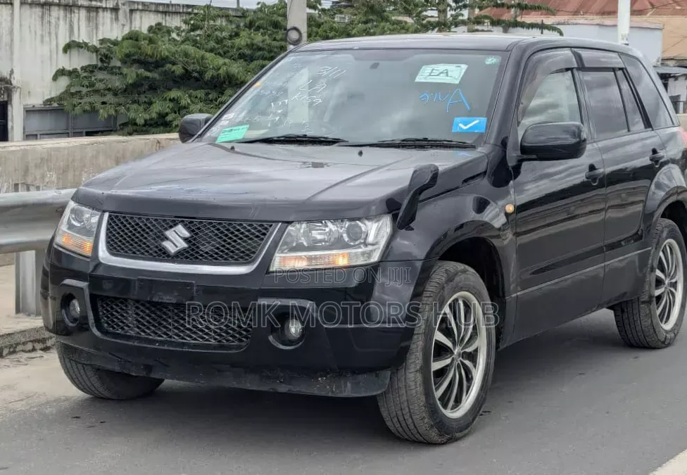 Suzuki Escudo 2007 Black