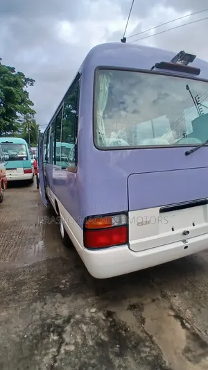 Toyota Coaster 2000