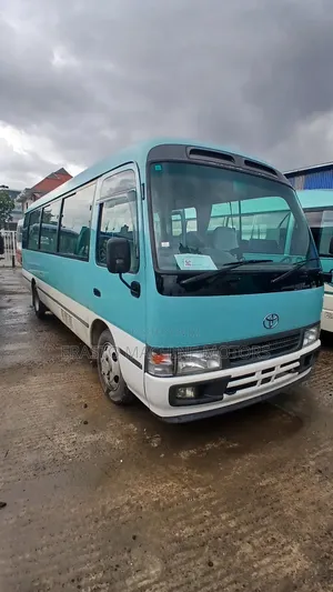 Toyota Coaster 2004 Green