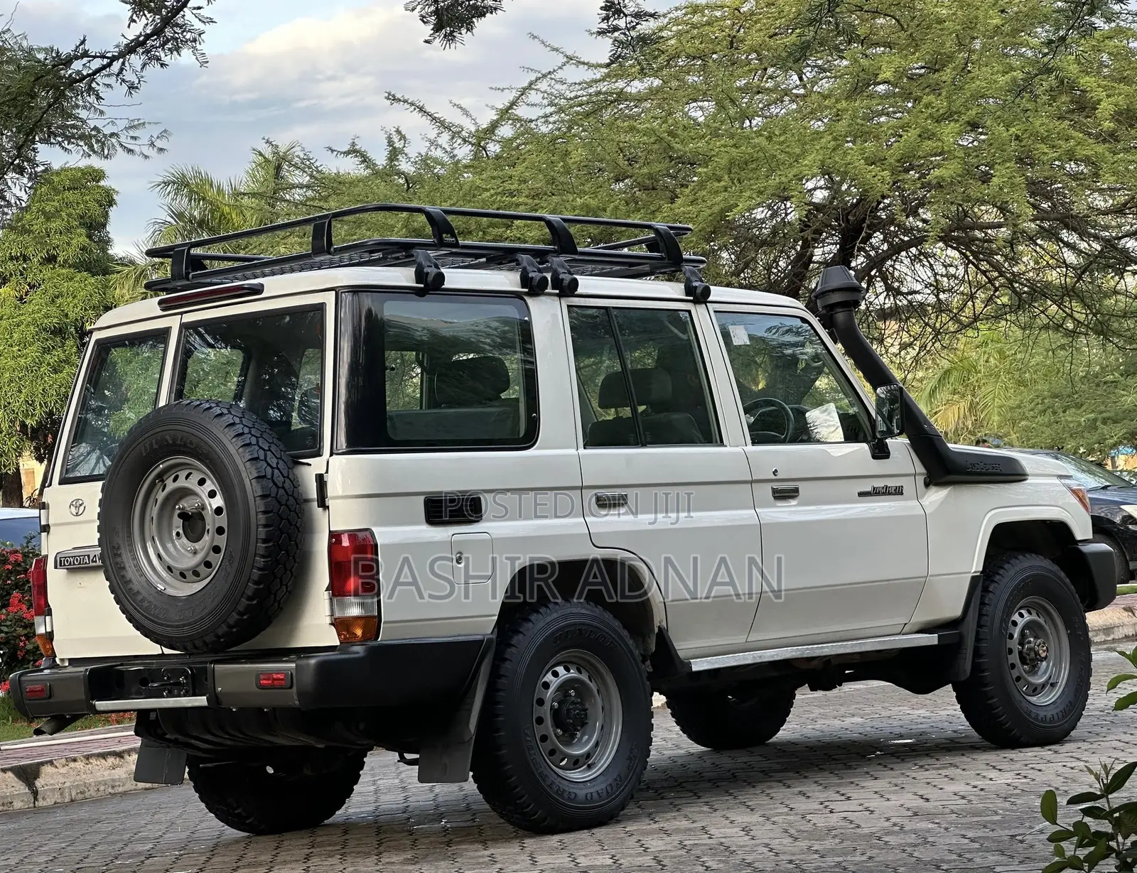Toyota Land Cruiser 2016 Pearl