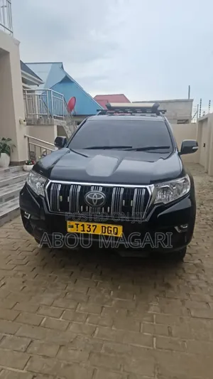 Toyota Land Cruiser Prado 3.0 TD 2012 Black