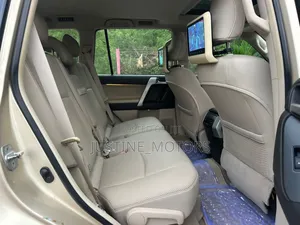 Toyota Land Cruiser Prado 2011 Gold