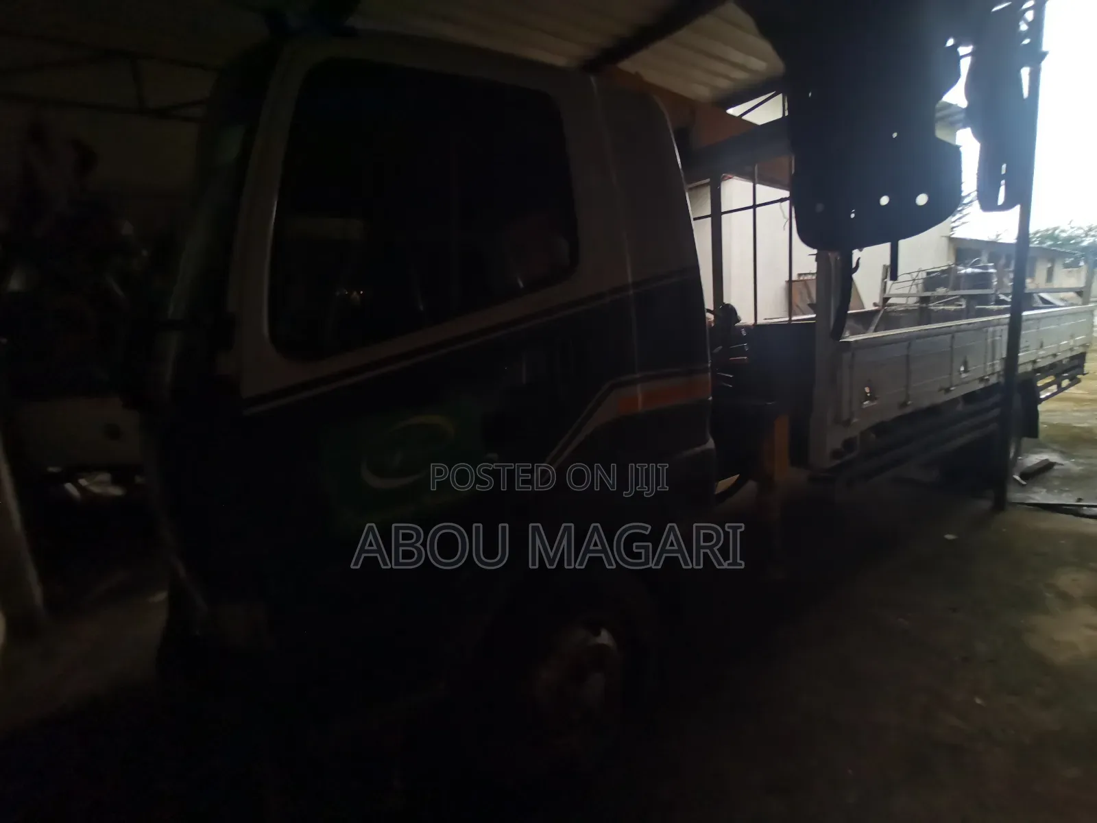 Mitsubishi Fuso Crain