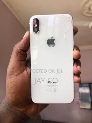 Apple iPhone X 64 GB White