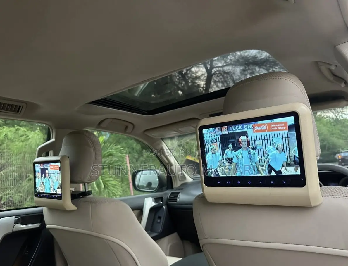 Toyota Land Cruiser Prado 2011 Silver