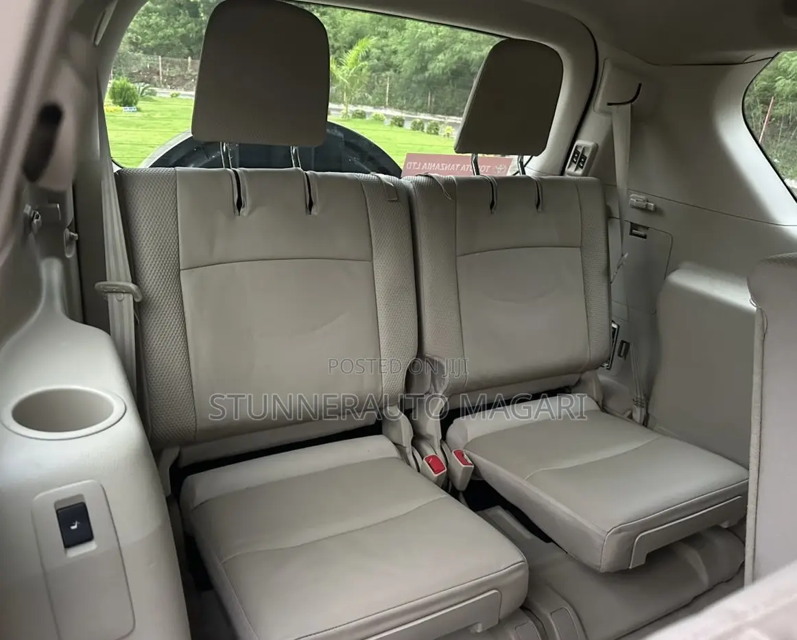 Toyota Land Cruiser Prado 2011 Silver