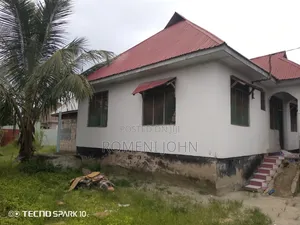 5bdrm House in Tanzania Daresalaam, Ukonga for sale