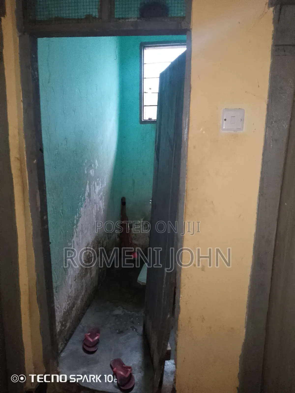 5bdrm House in Tanzania Daresalaam, Ukonga for sale