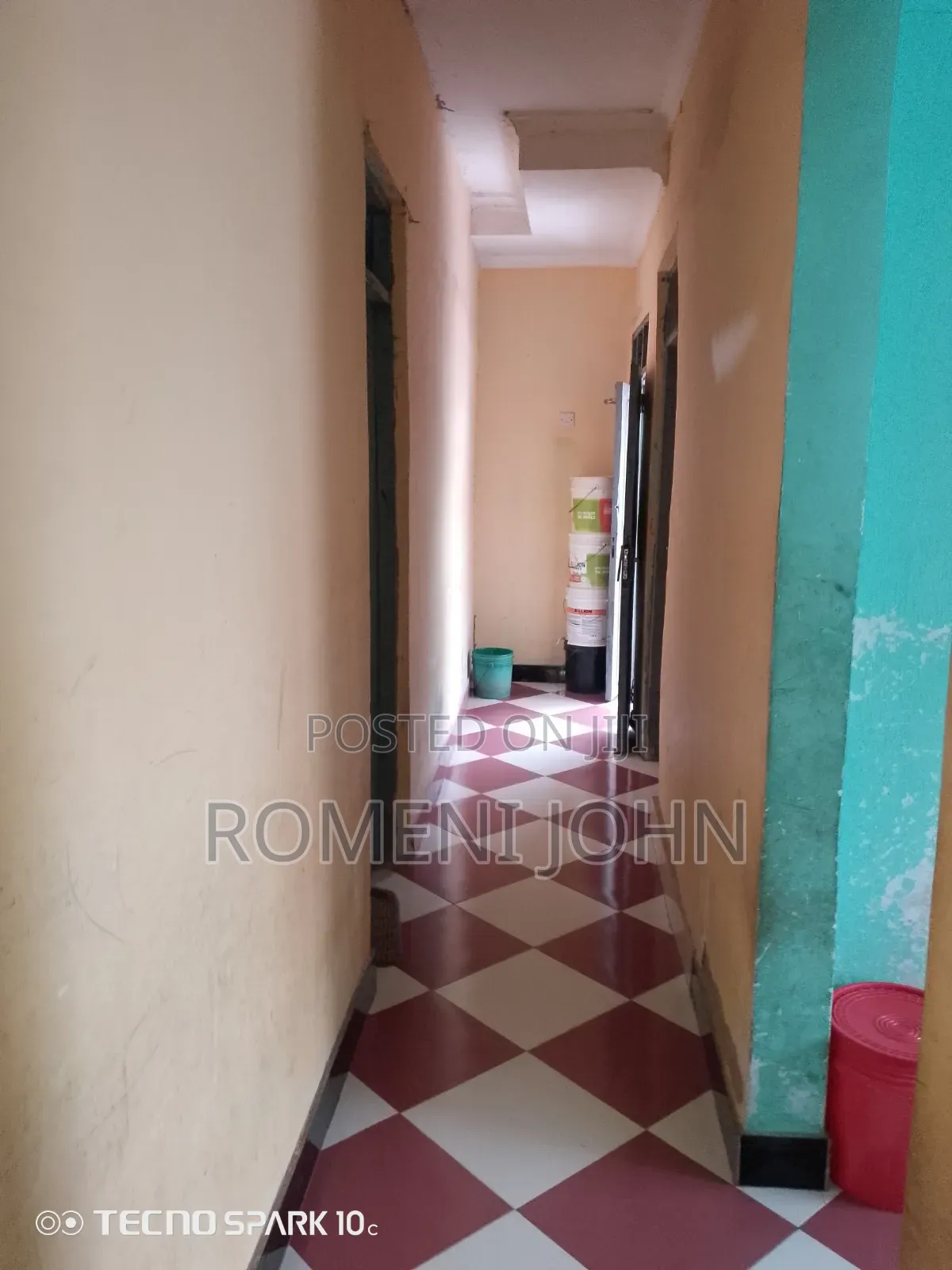 5bdrm House in Tanzania Daresalaam, Ukonga for sale