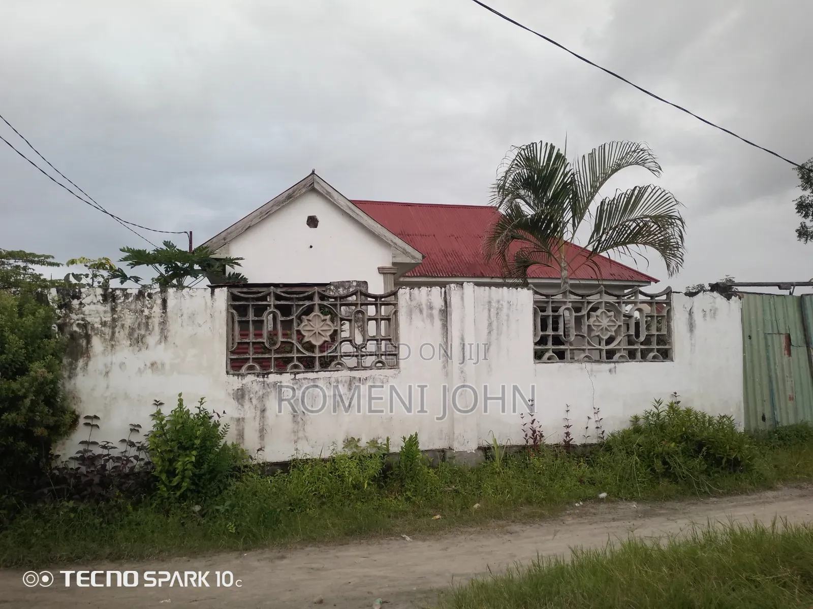 3bdrm House in Tanzania Daresalaam, Ukonga for sale