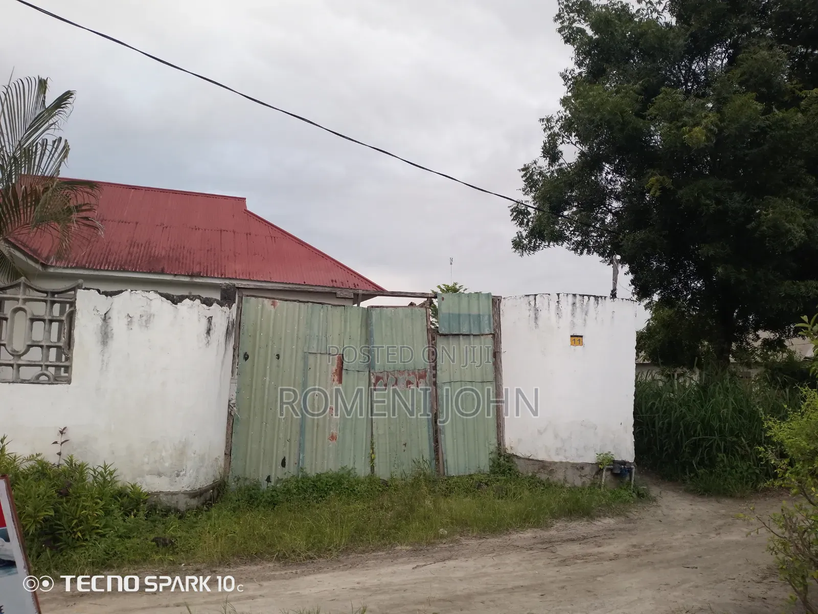 3bdrm House in Tanzania Daresalaam, Ukonga for sale