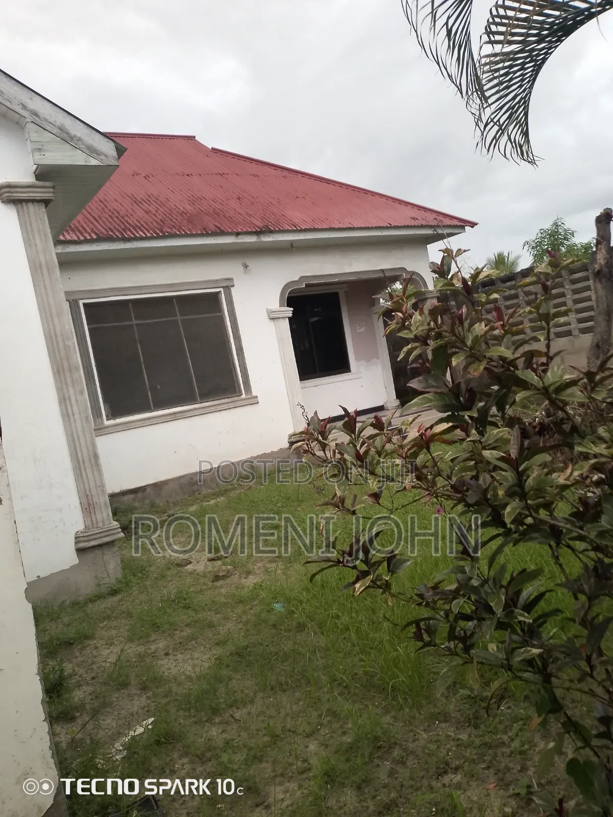 3bdrm House in Tanzania Daresalaam, Ukonga for sale