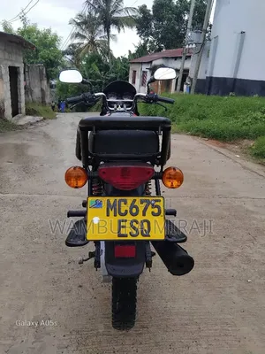 Bajaj Boxer X125 2025 Black