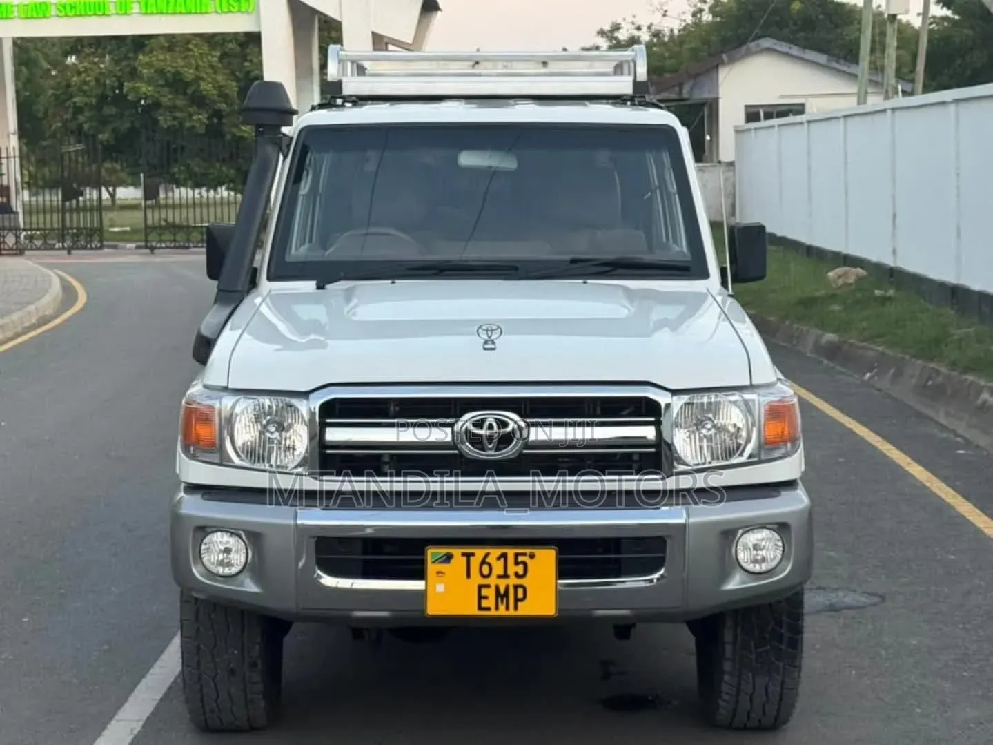 Toyota Land Cruiser 76 Series 2015 White