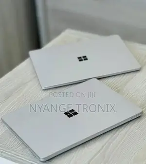 Laptop Microsoft Surface Go 16GB Intel Core i5 SSD 256GB