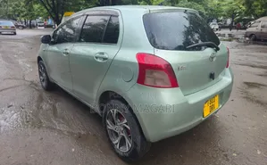 Toyota Vitz 2006 Green