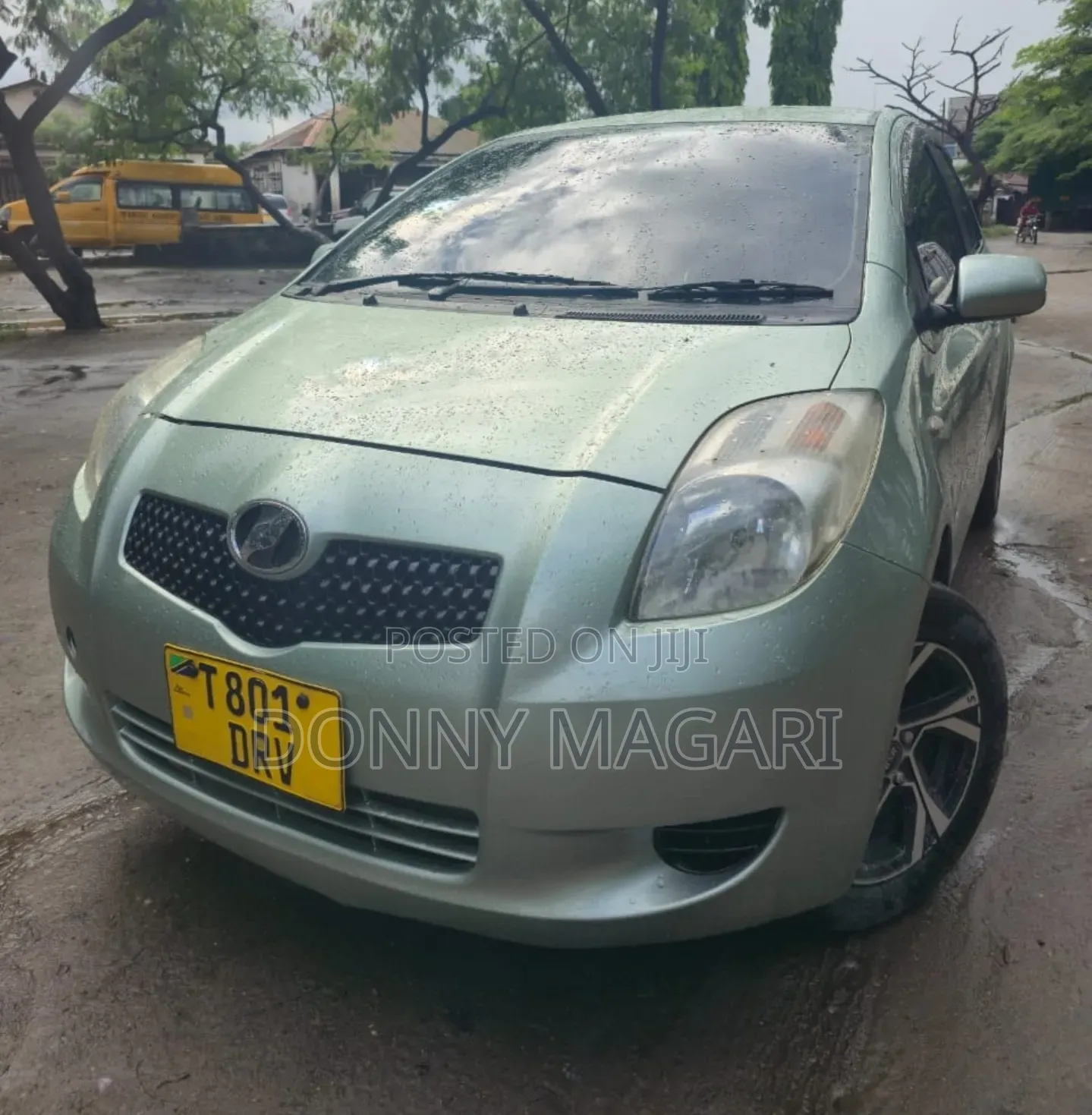 Toyota Vitz 2006 Green