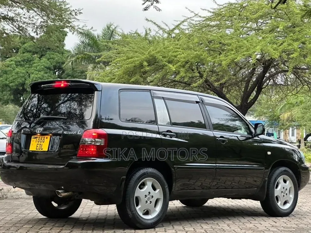 Toyota Kluger 2006 Black
