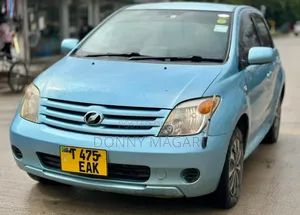 Toyota IST 2006 Blue