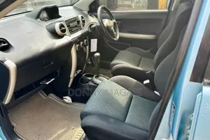 Toyota IST 2006 Blue