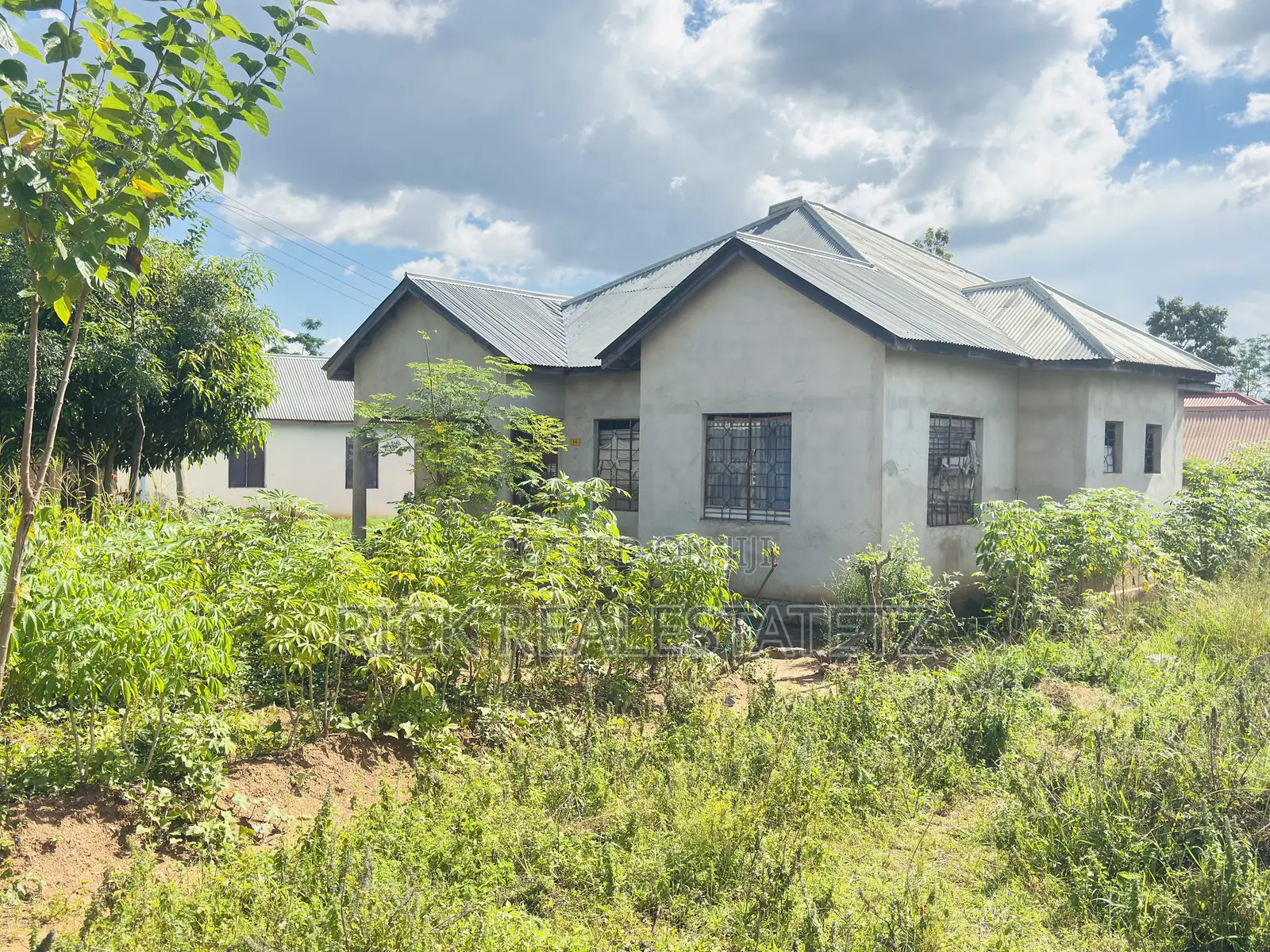 3bdrm House in Kishiri for sale