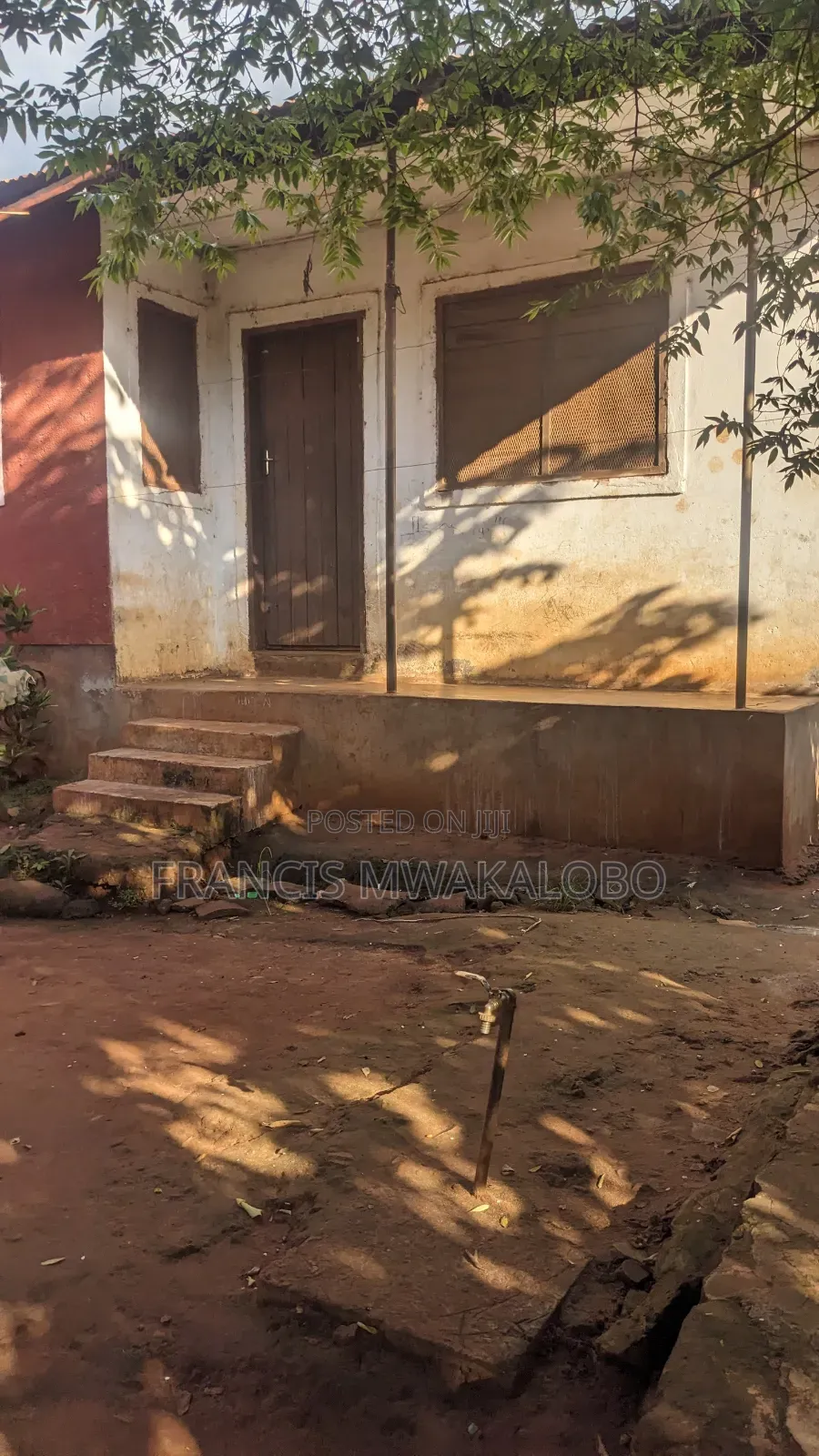 13bdrm House in Dalali Francis, Kilakala for sale
