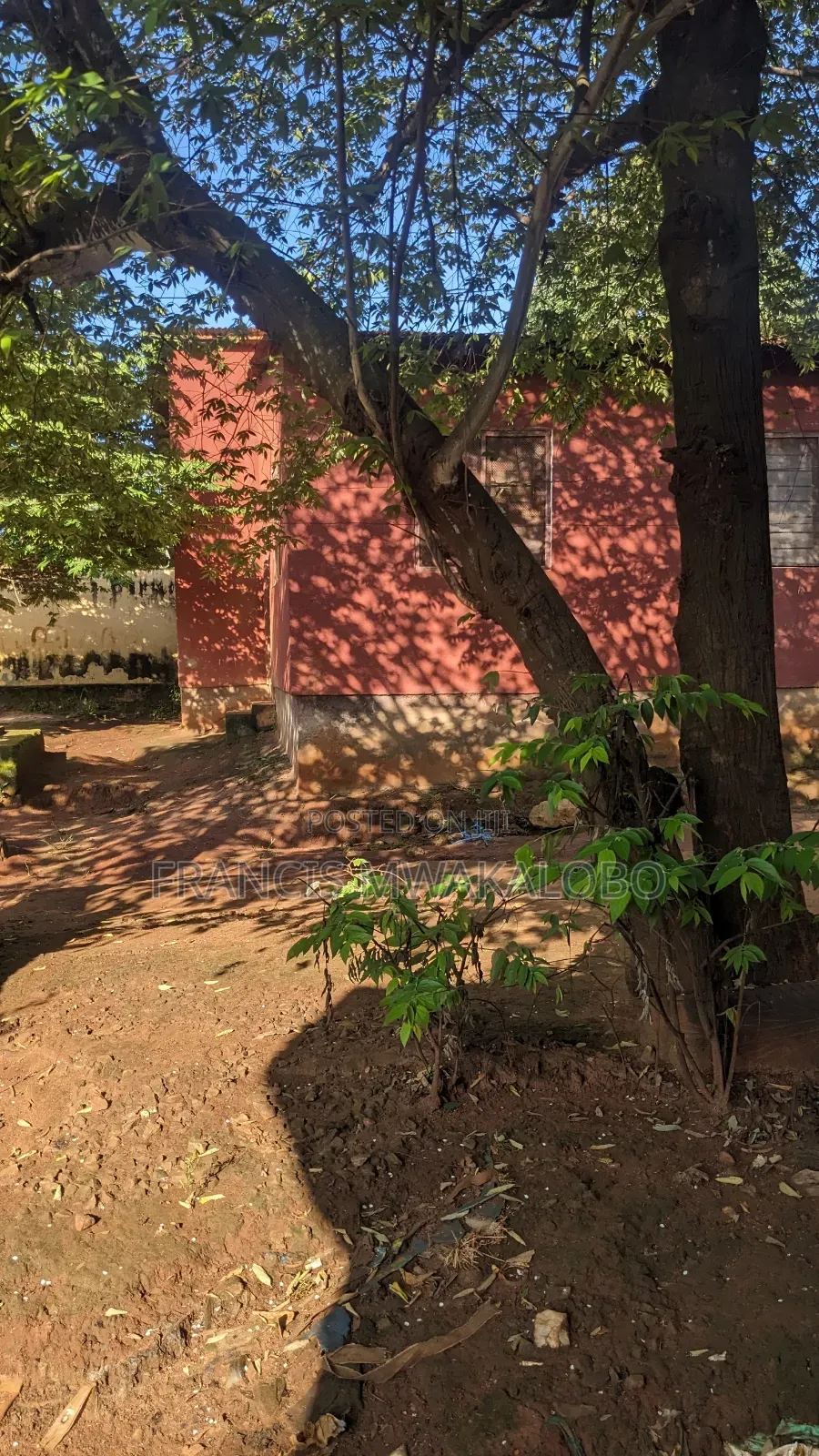 13bdrm House in Dalali Francis, Kilakala for sale