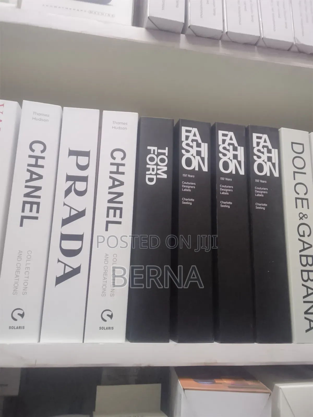 Empty Decor Book