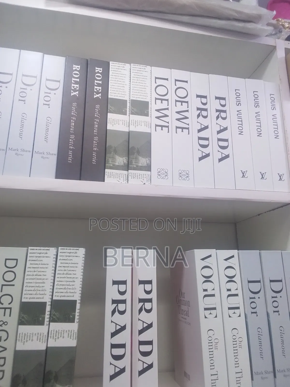 Empty Decor Book