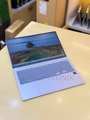 Laptop Samsung Galaxy Book4 16GB Qualcomm Snapdragon X Plus SSD 512GB