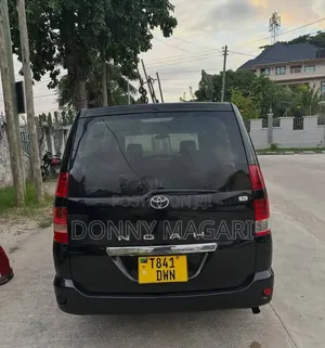 Toyota Noah 2006 Black