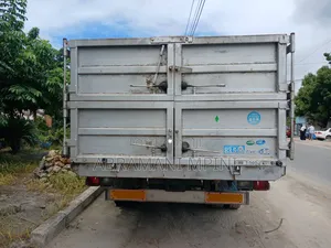 Mitsubishi Fuso For Sale White