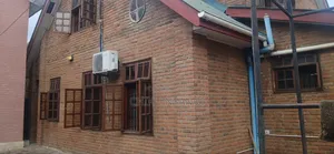 3bdrm House in Chiku Nyangi, Tengeru for rent